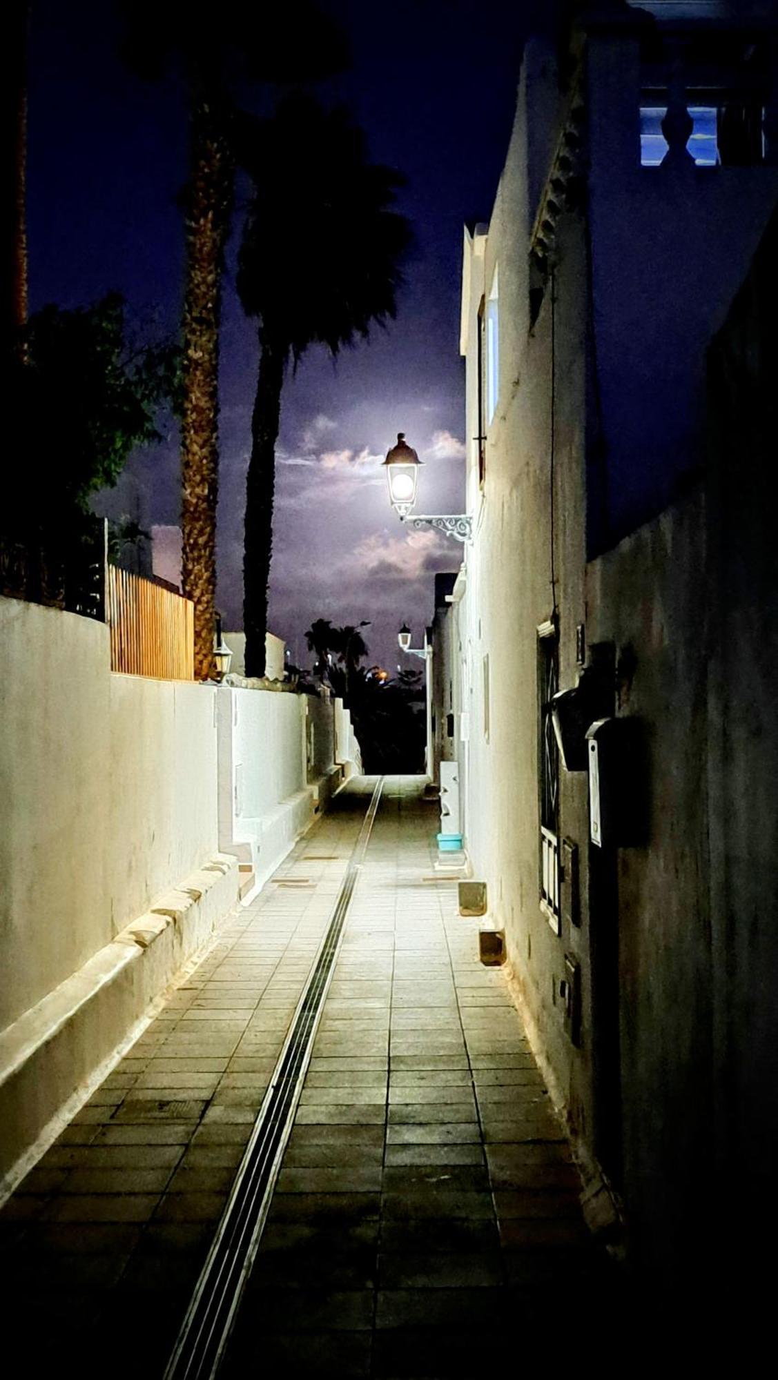 Cozy And Sunny Apartment Over The Rooftops プエルト・デル・カルメン エクステリア 写真